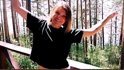 Восходящая звезда российского шоу-бизнеса записала видео на берегу Тургояка