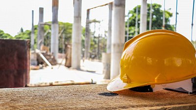 В Челябинске количество вакансий в сфере строительства выросло в два раза