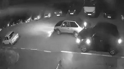 В Копейске водитель протаранил другой автомобиль и ограждение