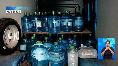 В ковидное отделение привезли воду