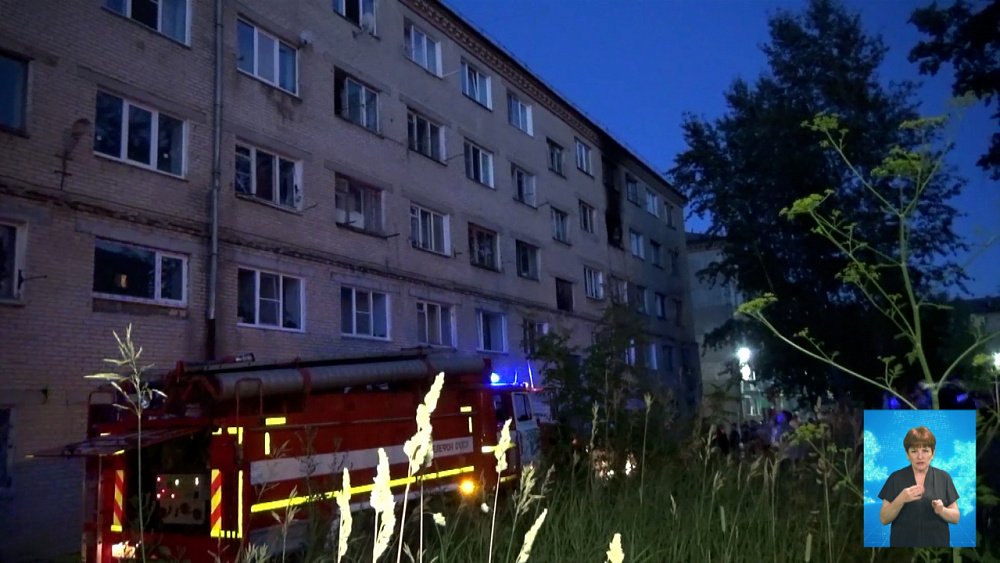 В Златоусте вспыхнуло общежитие