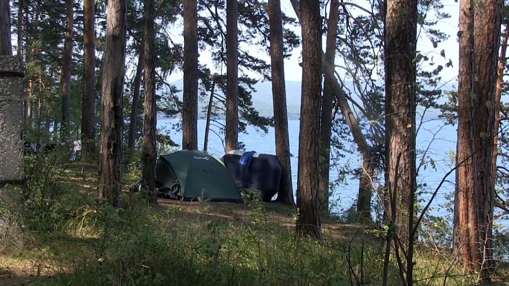 Введен запрет на купание на городском пляже Тургояка