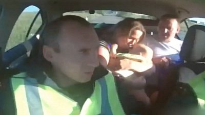 Видео спасения младенца сотрудниками ДПС в Челябинской области