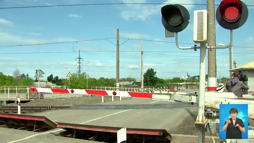 Поезд насмерть сбил мужчину