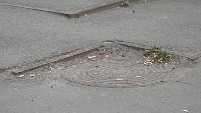 В Миассе полицейские раскрыли кражу крышек от люков