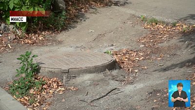 В Миассе пропали крышки канализационных люков