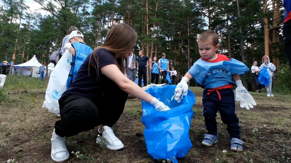 В Миассе прошла акция «Вода России»