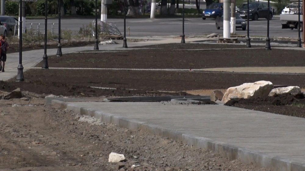 В админинстрации обещают деньги за информацию