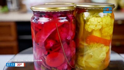 Маринуем цветную капусту на зиму в рубрике «Хозяйке на заметку»