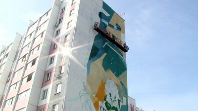 Продолжается работа над граффити в Миассе
