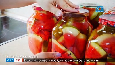 Консервируем арбуз на зиму в рубрике «Хозяйке на заметку»