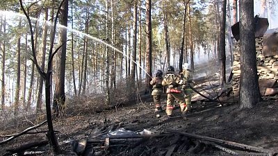Съемочная группа телеканала ОТВ побывала в эпицентре лесного пожара в Миассе