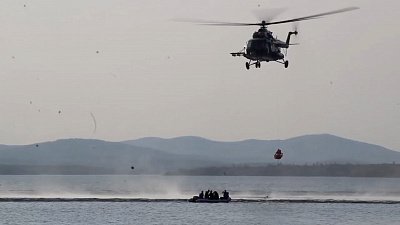 Челябинские спасатели опубликовали видео учений на озере Увильды