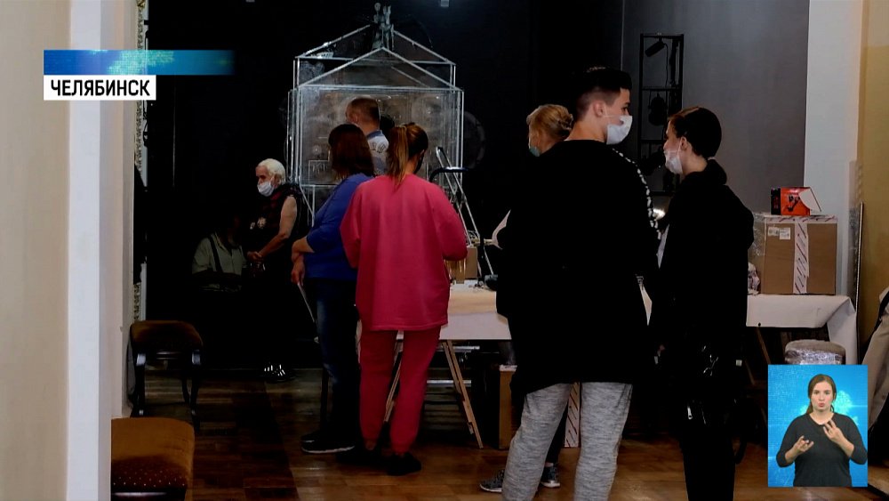 Артисты театра имени Глинки прошли вакцинацию