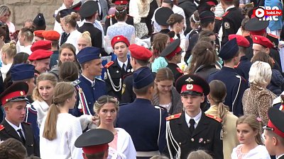 Видео кадетского бала в Челябинске транслировали в прямом эфире