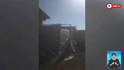 Ведущий ОТВ пытался сдать в металлолом колодезные люки: видео скрытой камерой