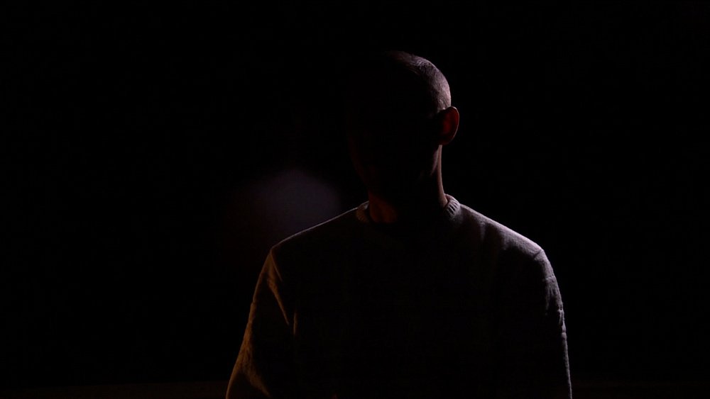 Почему люди отдают свои деньги мошенникам?