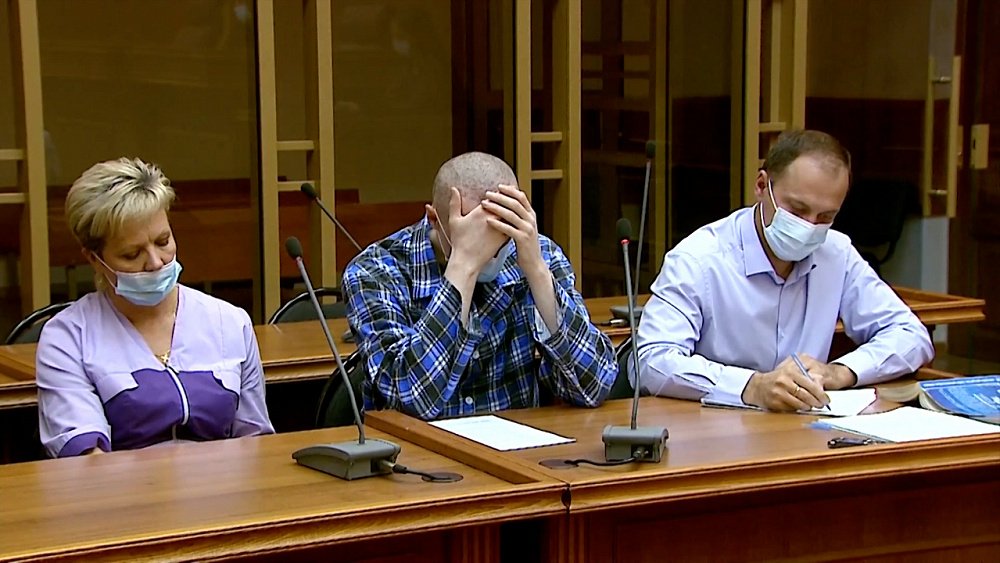 Судят ревнивца, который убил супругу