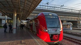 Электропоезда «Ласточка» в Челябинской области перевезли почти 300 тыс. пассажиров Электропоезда «Ласточка» в Челябинской области перевезли почти 300 тыс. пассажиров