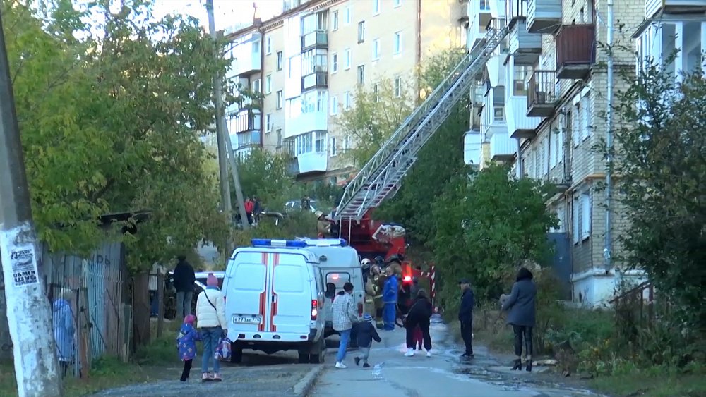 В Златоусте загорелась квартира