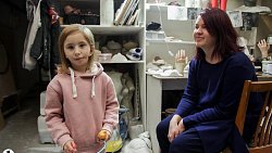 Пластический гример из Челябинска создает эктопротезы для людей без ушей и пальцев