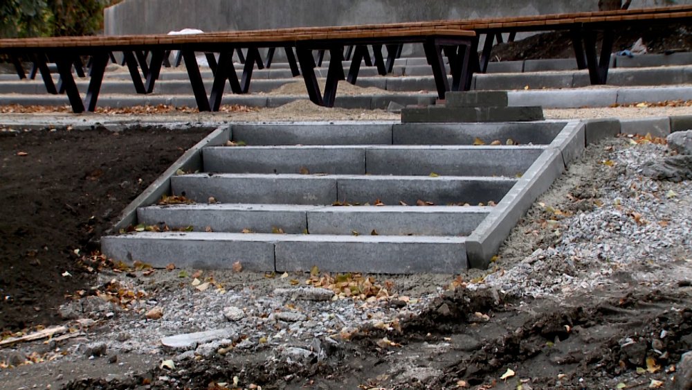 Сквер Молодёжный — подрядчик не укладывается в сроки