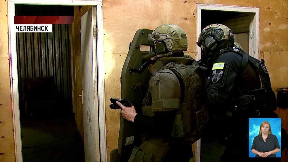 Бойцы СОБР отмечают 5-летие