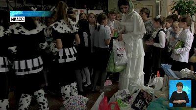 Миасские школьники помогают приютам