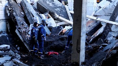 В Троицке под завалами рухнувшего здания погиб рабочий