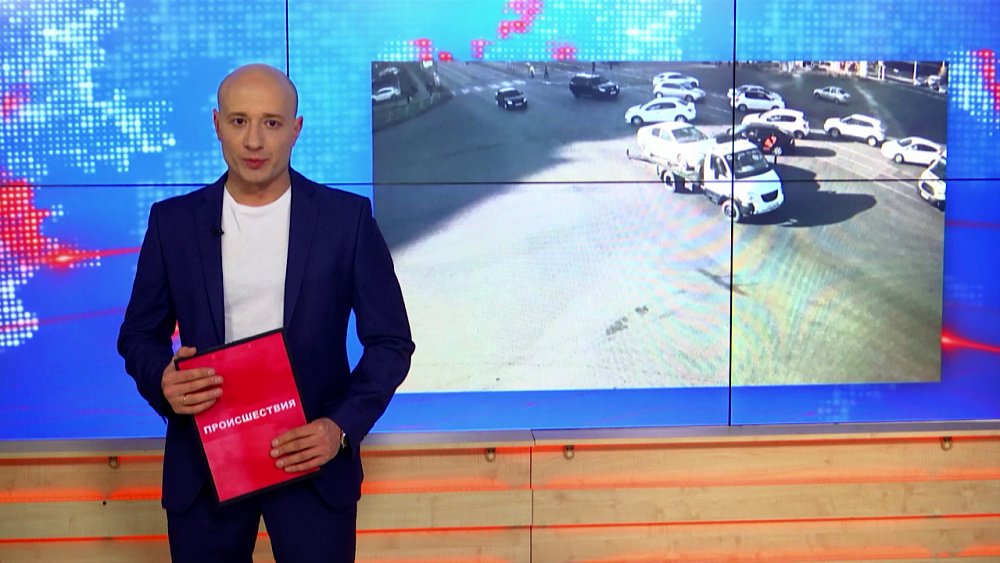 Челябинец эвакуировал чужую машину с парковки