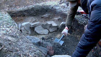 В Симоновском саду ведутся раскопки