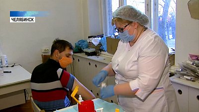 Предприятия массово вакцинируют сотрудников