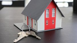 Жители Челябинской области смогут накопить на дом в среднем за семь лет Жители Челябинской области смогут накопить на дом в среднем за семь лет