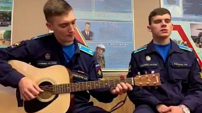 Курсанты поддержали врачей, работающих в условии пандемии коронавируса