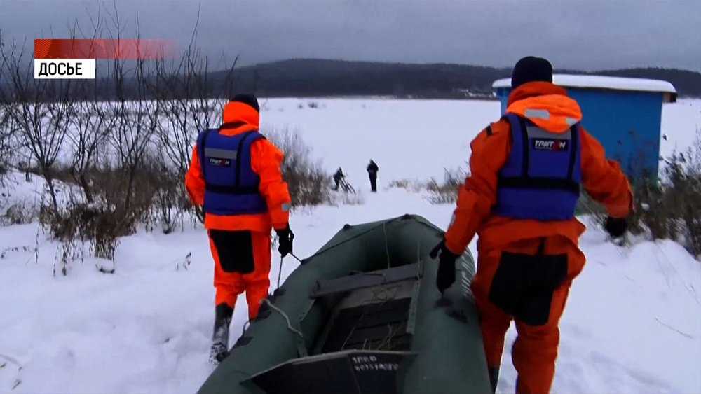 Двое детей провалились под лед в Бредах