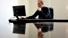 Работодатели стали меньше следить за своими сотрудниками в социальных сетях Работодатели стали меньше следить за своими сотрудниками в социальных сетях