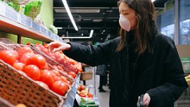 Почти треть жителей Челябинской области тратят на основные нужды более 30 тыс. рублей в месяц Почти треть жителей Челябинской области тратят на основные нужды более 30 тыс. рублей в месяц