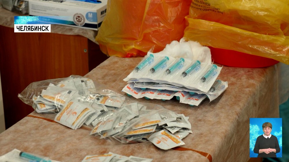 В ЮУрГУ вакцинируют иностранных студентов