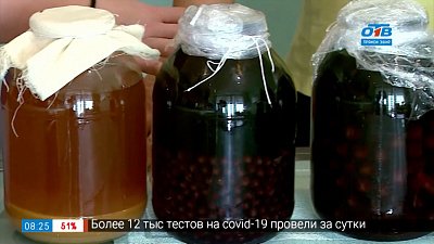 Как приготовить яблочный уксус в сюжете «Домашние настойки»