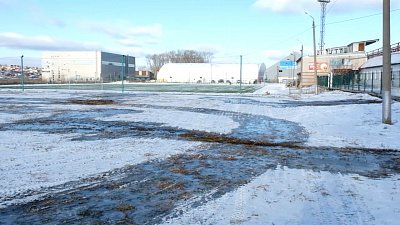 В Миассе готовят катки