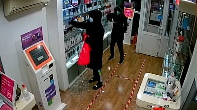 Полицейские задержали налетчиков на салон связи