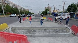 В ГИБДД раскритиковали схему движения на Комсомольском проспекте в Челябинске В ГИБДД раскритиковали схему движения на Комсомольском проспекте в Челябинске