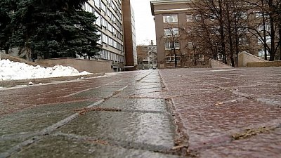 Утро южноуральцев началось с гололеда