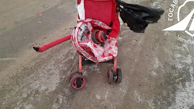 В Челябинской области водитель сбил женщину и двух детей