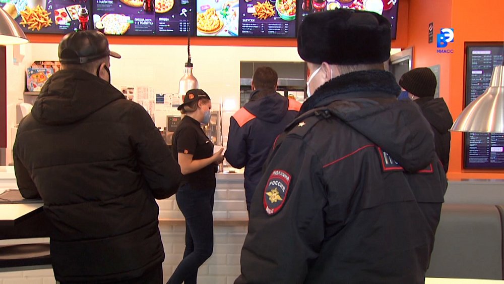 В Миассе проверяют общепит