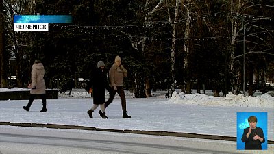 Подрядчики усиливают работу по очистке снега