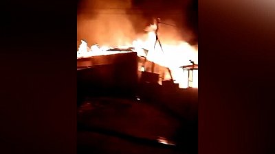 В Нязепетровске вспыхнуло деревообрабатывающее предприятие