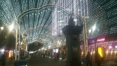 Световой тоннель на Кировке начал работать в праздничном режиме