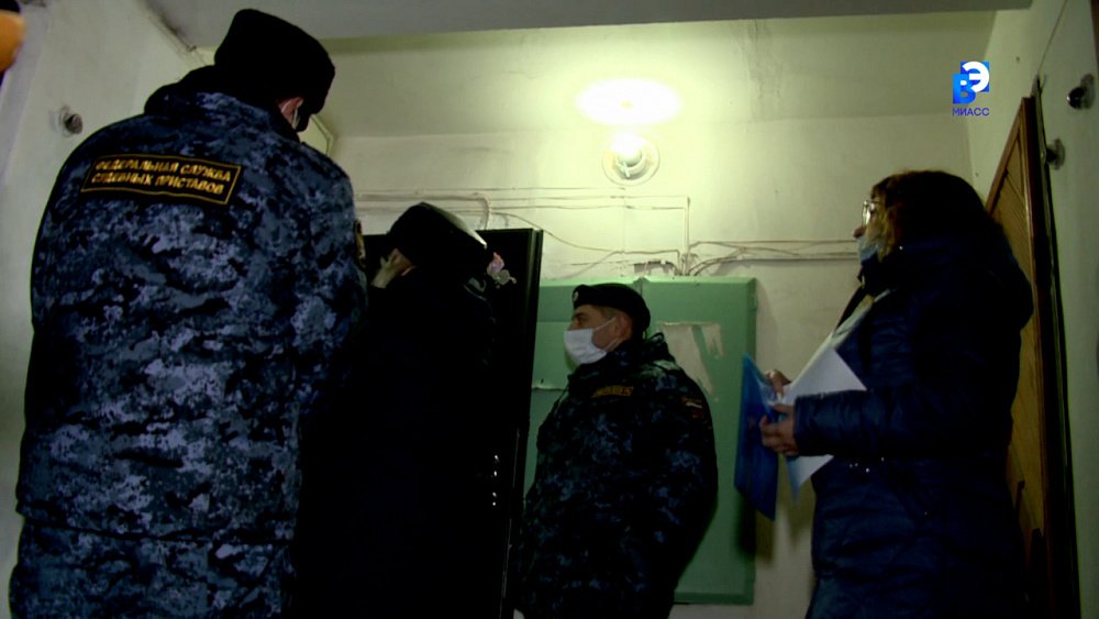 «ЭнСер» предупреждает о задолженности