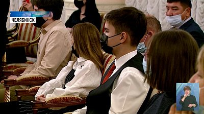 В правительстве региона вручили паспорта 